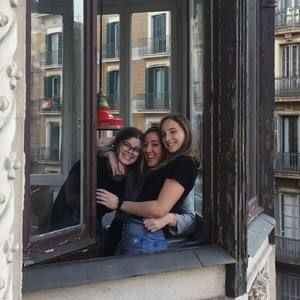 Meet your Posher, Miriam